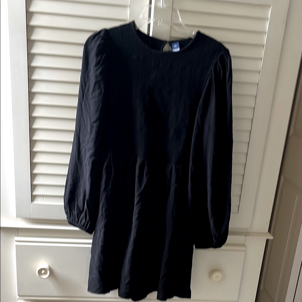 Old Navy Black Long Sleeve Dress
